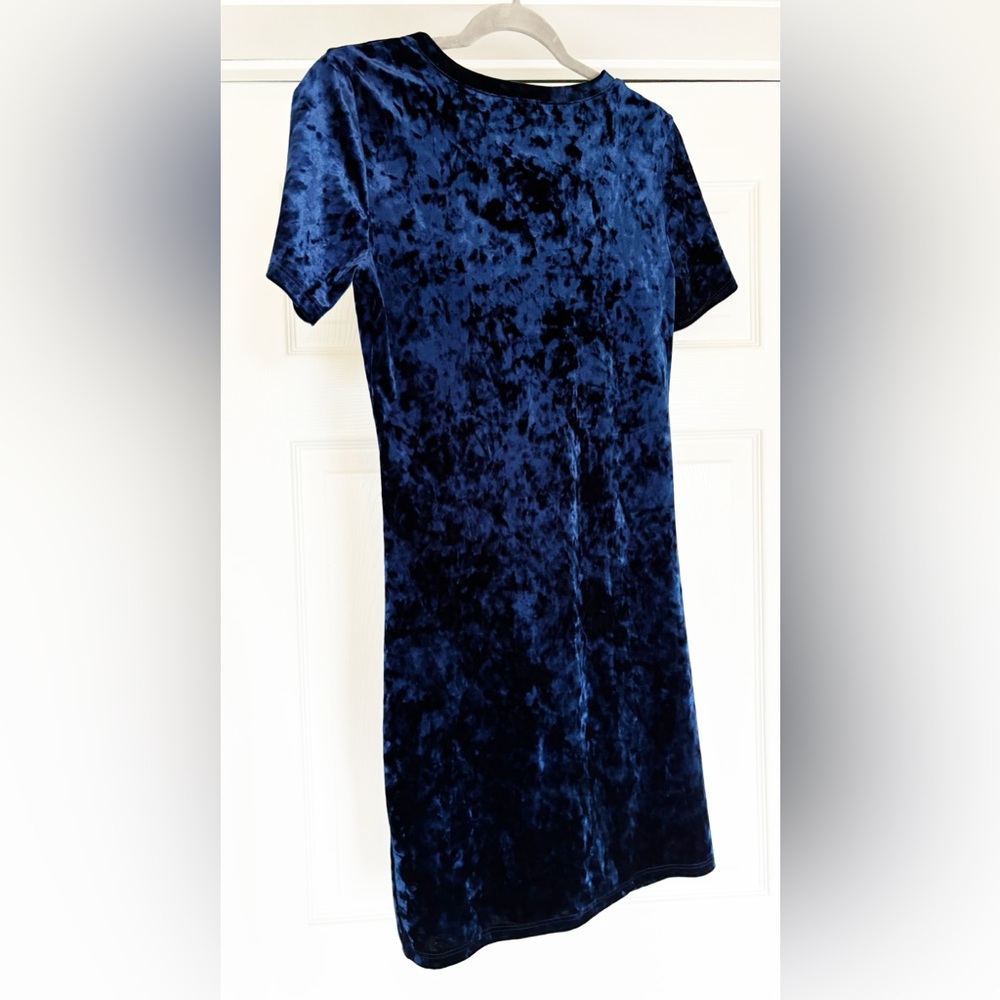 NWT Sage The Label Navy Crushed Velvet Dress - Picture 3 of 9